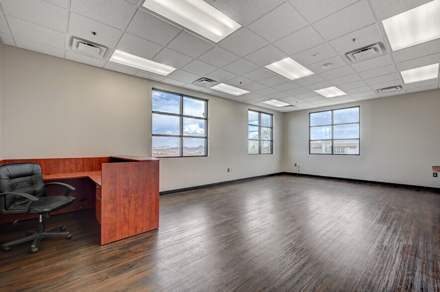 More Photos Of 1358 Paseo Verde St, Henderson Medical For Sale