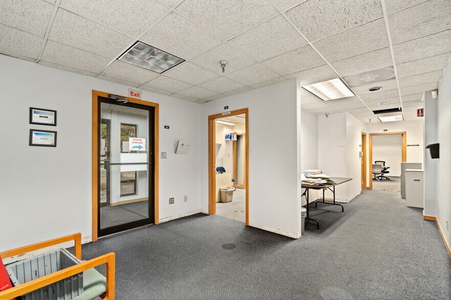 More Photos Of 225 Commerce Dr, Fort Collins Warehouse For Sale