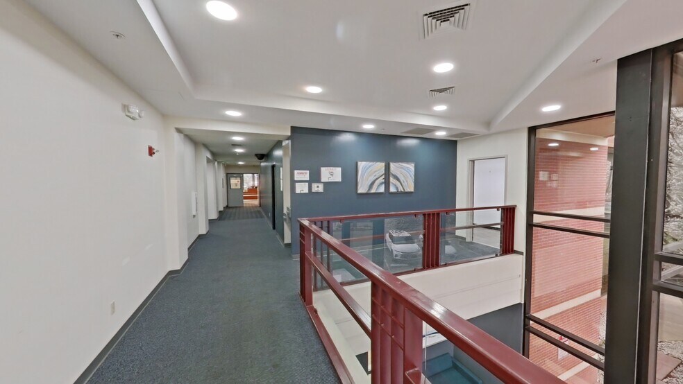 More Photos Of 2195 Larkspur Ln, Redding Office For Sale