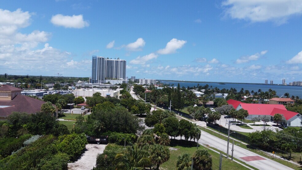 More Photos Of 3139 Lakeshore Dr, Riviera Beach Land For Sale