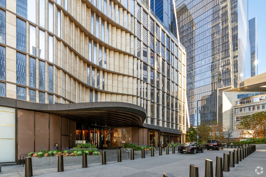More Photos Of 31 Hudson Yards, New York Office Residential For Lease