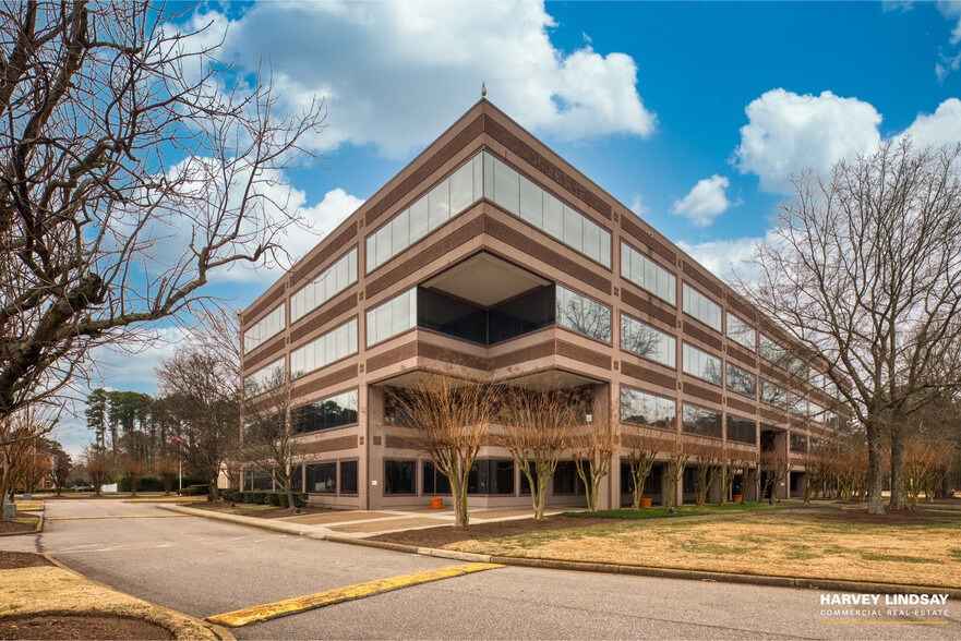 More Photos Of 240 Corporate Blvd, Norfolk Office For Lease