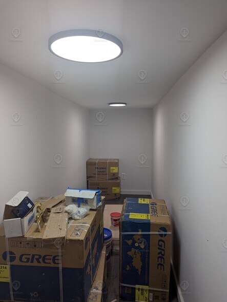 More Photos Of 446 W 55th St, New York Apartments For Sale