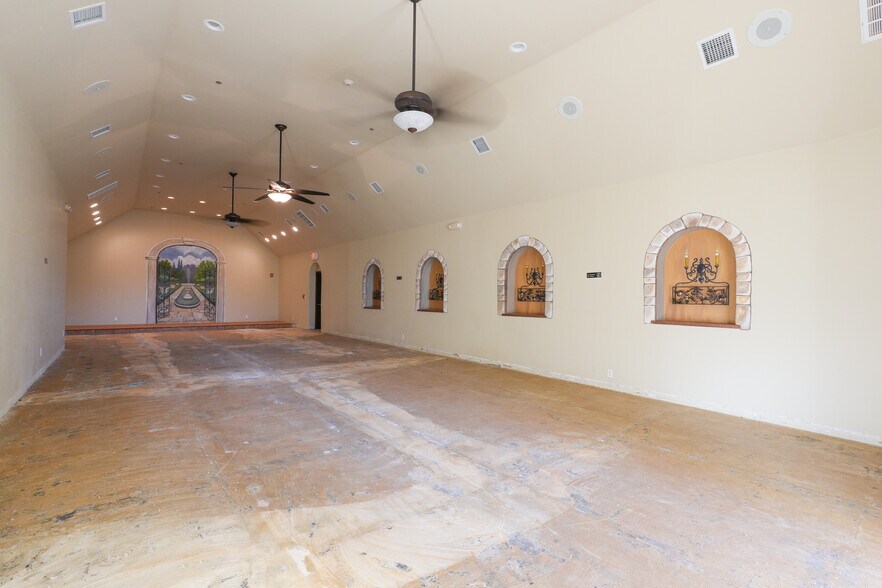 More Photos Of 102 W Main St, Shawnee Lodge Meeting Hall For Sale