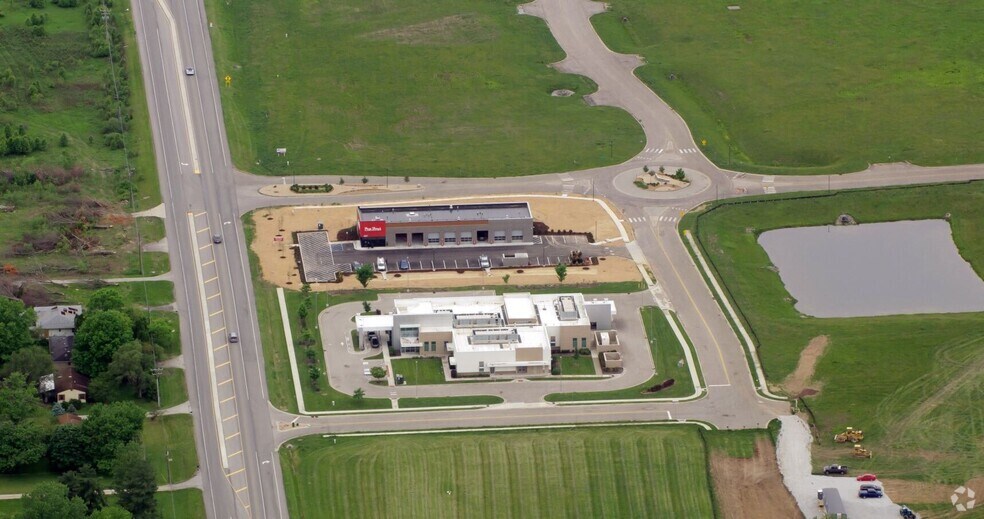 More Photos Of 6139 Promenade Shops Blvd, Noblesville Hospital For Sale