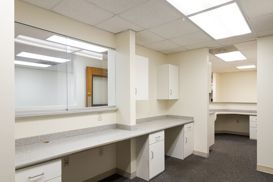 More Photos Of 700 Attucks Ln, Hyannis Medical For Sale