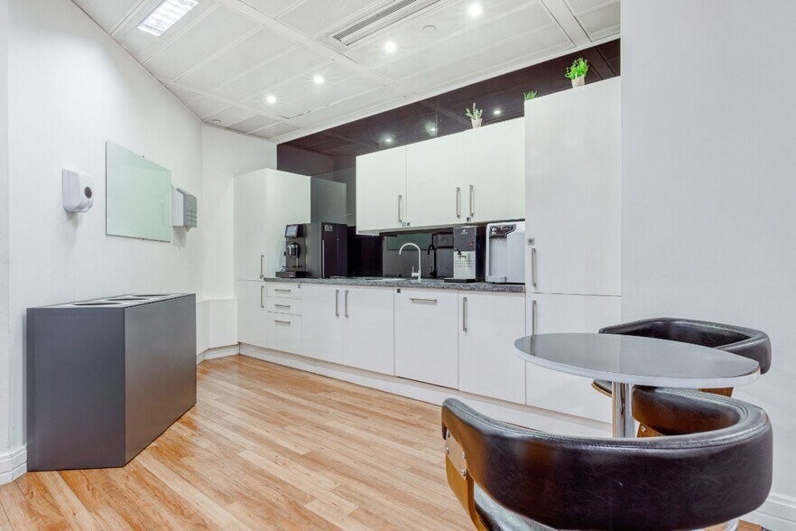 More Photos Of 2 Lansdowne Rd, Croydon Coworking Space