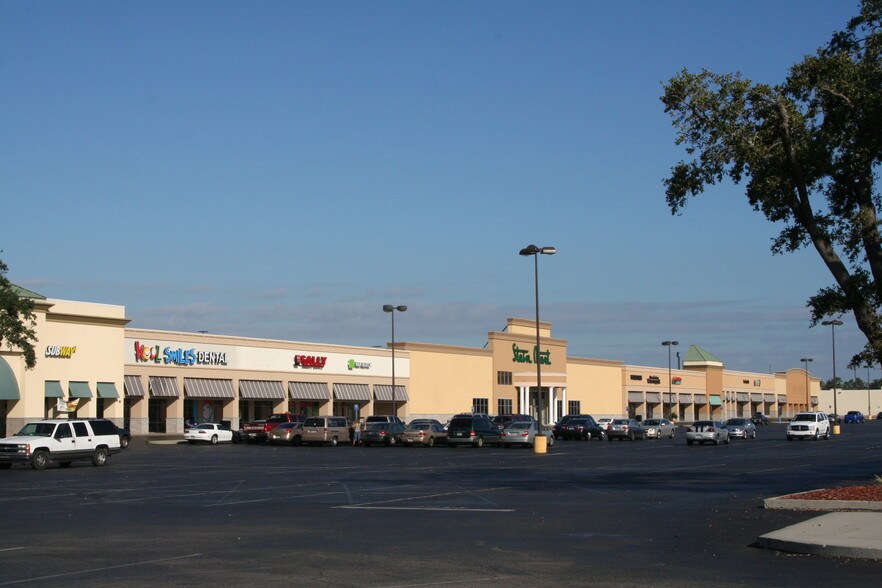 More Photos Of 2650 Beach Blvd, Biloxi Storefront For Sale