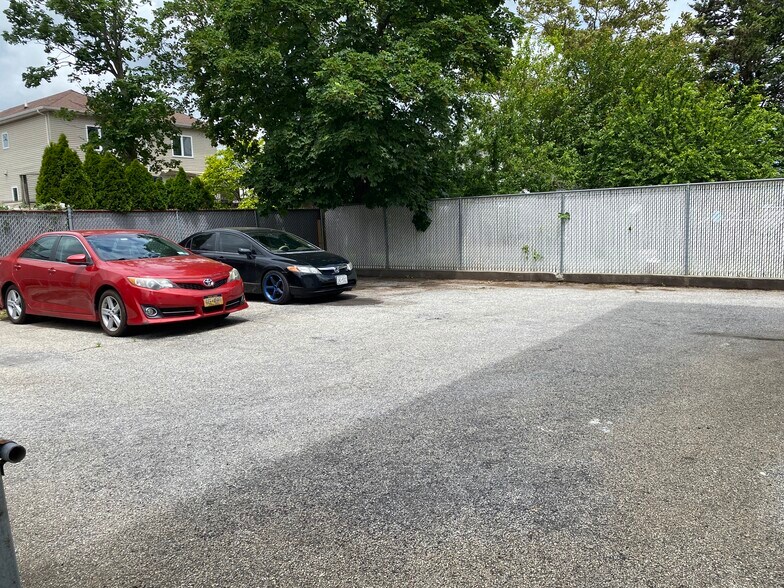More Photos Of 63 Titus Ave, Staten Island Apartments For Sale