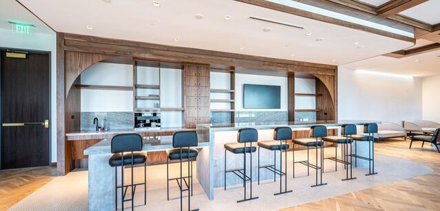 More Photos Of 1900 Broadway St, San Antonio Office For Lease