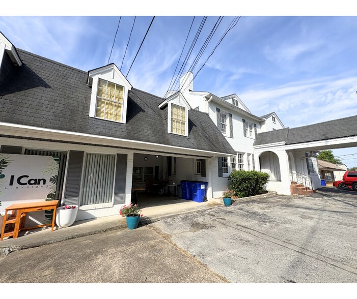 More Photos Of 355 1st St NW, Cleveland Office For Sale