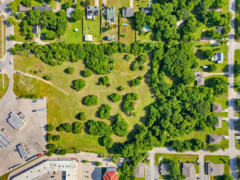 More Photos Of 1300 S Trenchard St, Decatur Land For Sale