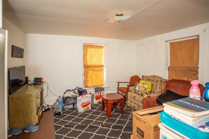 More Photos Of 15 E Hill Rd, Covington Apartments For Sale