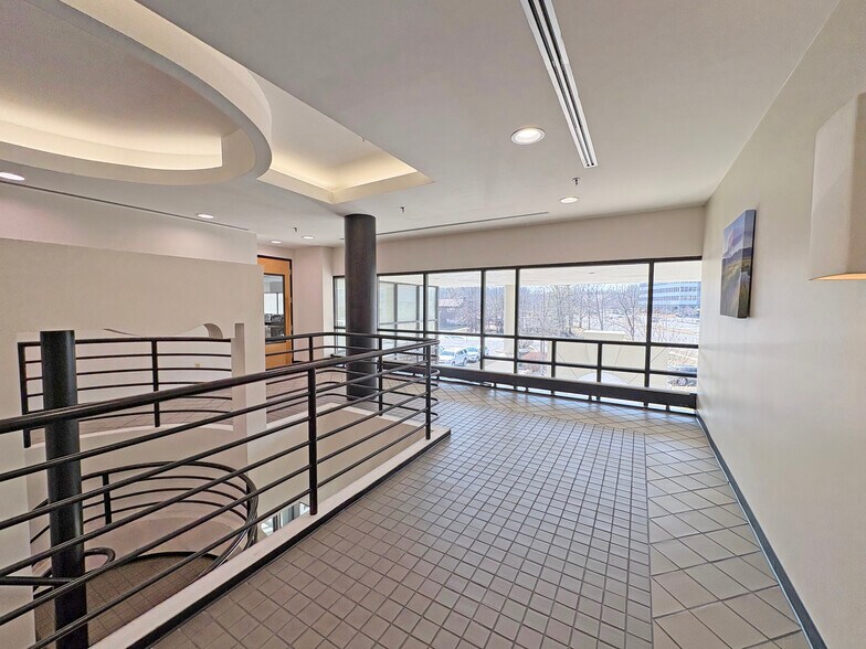 More Photos Of 7501 Forbes Blvd, Lanham Office For Lease