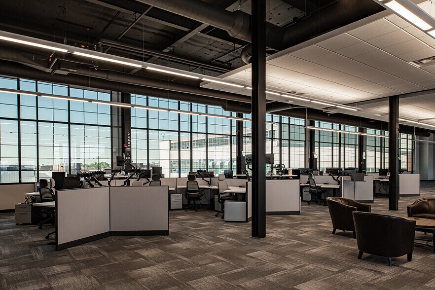 More Photos Of 525-705 3rd St, Beloit Office For Lease