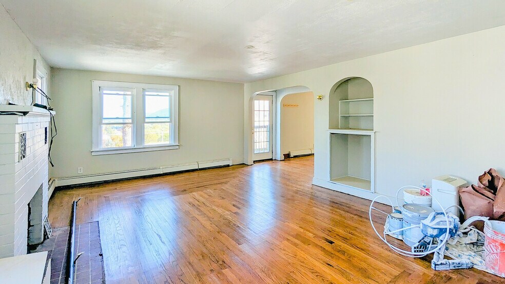 More Photos Of 514 Davis Ave, Endicott Apartments For Sale