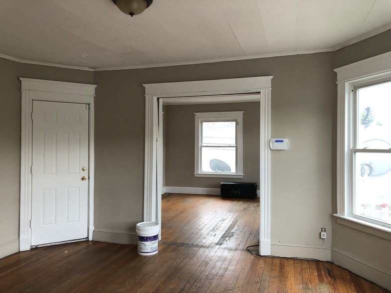 More Photos Of 65 Division St, Waterbury Multifamily For Sale