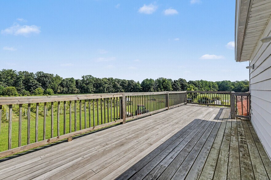 More Photos Of 495 Meadow Landing Ln, Caret Winery Vineyard For Sale