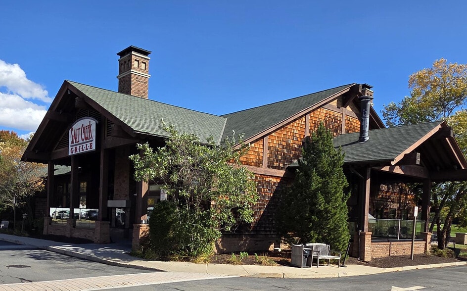 More Photos Of 1 Rockingham Row, Princeton Restaurant For Lease