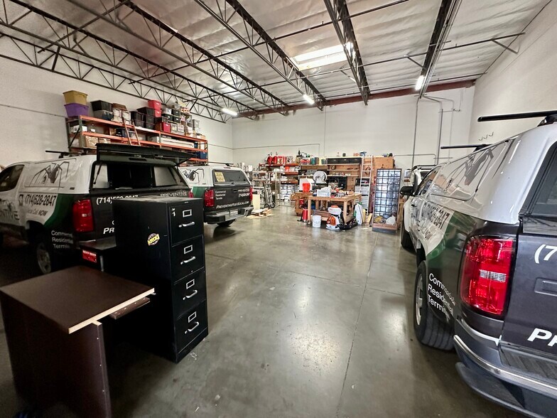 More Photos Of 1025 N Shepard St, Anaheim Warehouse For Sale