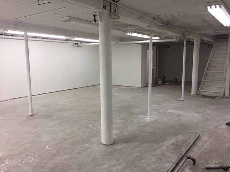 More Photos Of 22003 Jamaica Ave, Queens Village Storefront Retail Office For Lease