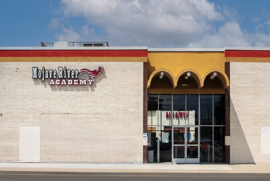 Primary Photo Of 14554 7th St, Victorville General Retail For Sale