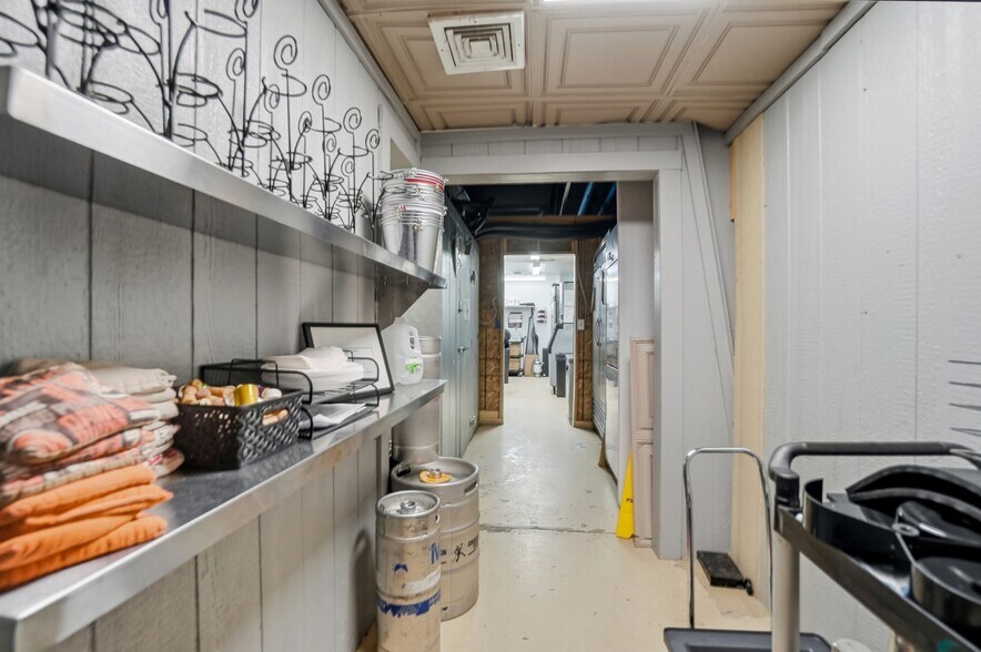 More Photos Of 2330 Bright Rd, Findlay Sports And Entertainment For Sale