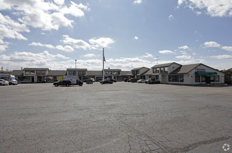 More Photos Of 12028 E Mississippi Ave, Aurora Unknown For Lease