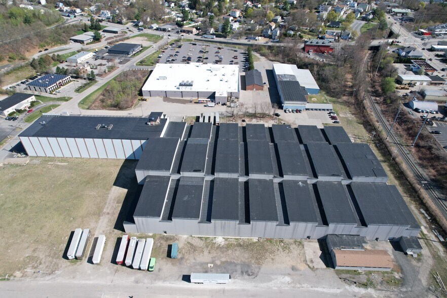 More Photos Of 30 Pullman St, Worcester Warehouse For Lease
