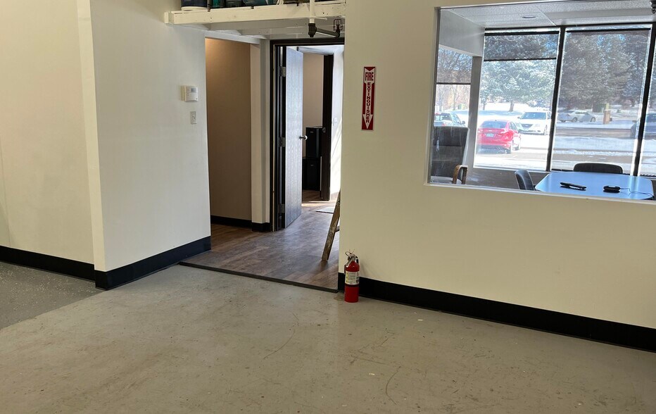 More Photos Of 4699 Nautilus Ct S, Boulder Light Distribution For Lease