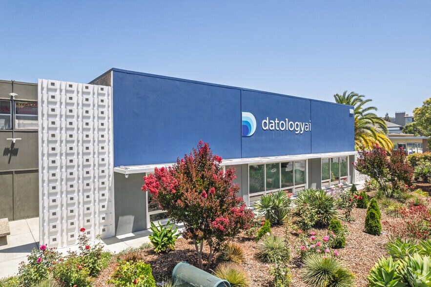 More Photos Of 699 Veterans Blvd, Redwood City Office For Lease