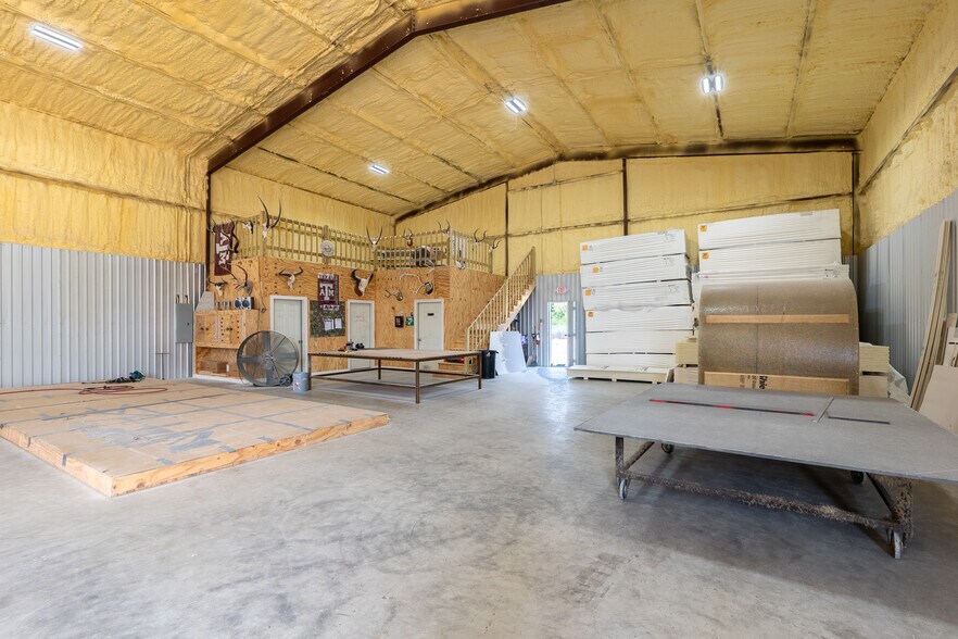 More Photos Of 5710 SH-21, Bryan Manufacturing For Lease
