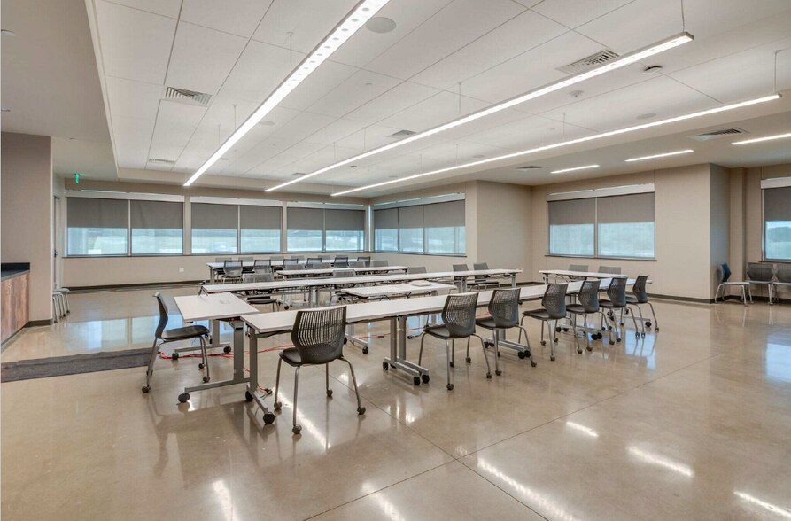 More Photos Of 200 Bailey Ranch Rd, Aledo Medical For Sale