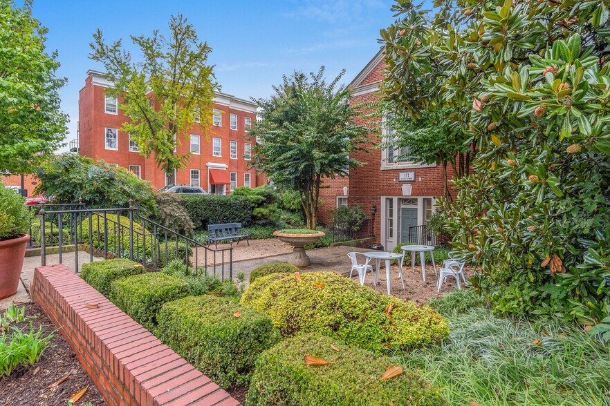 More Photos Of 111 Council St, Frederick Office For Lease