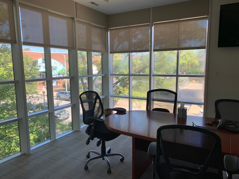 More Photos Of 2526 Saint Paul St, Baltimore Office For Sale