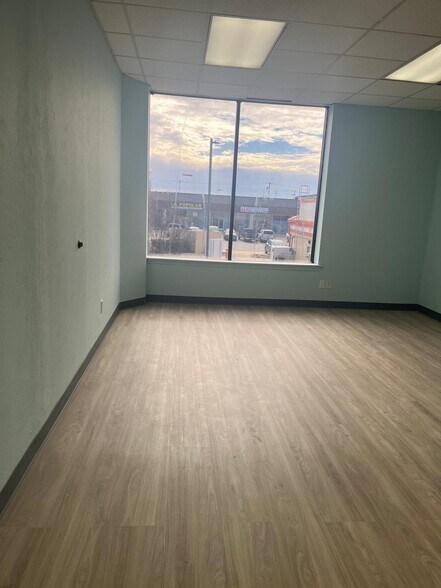 More Photos Of 2600 K Ave, Plano Office For Lease