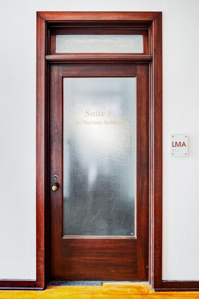 More Photos Of 200-208 N Broadway, Santa Ana Storefront Retail Office For Lease