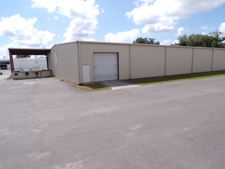 More Photos Of 2300 Hwy 60 W, Mulberry Warehouse For Lease