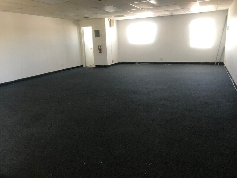More Photos Of 3809-3847 N Andrews Ave, Fort Lauderdale Office For Lease