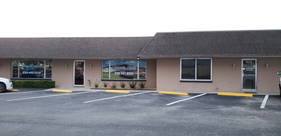 More Photos Of 1013-1017 SE 12th Ave, Cape Coral Industrial For Lease