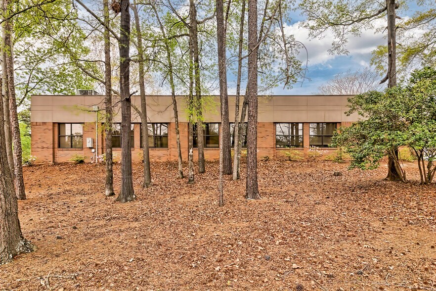 More Photos Of 13 Harbison Way, Columbia Medical For Sale