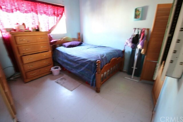 More Photos Of 1701 N Willowbrook Ave, Compton Storefront Retail Residential For Sale