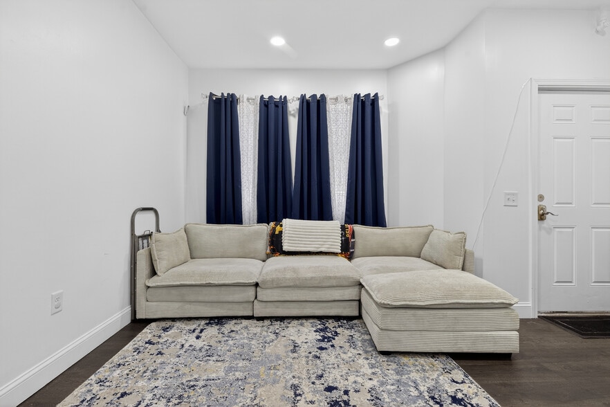 More Photos Of 528 Charles St, Providence Apartments For Sale