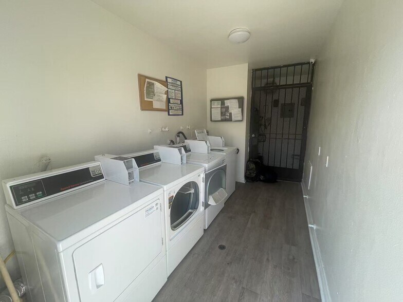 More Photos Of 1111 E 7th St, Pomona Apartments For Sale