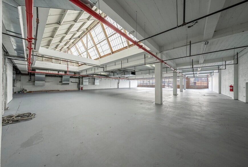 More Photos Of 160 Van Brunt St, Brooklyn Office For Lease