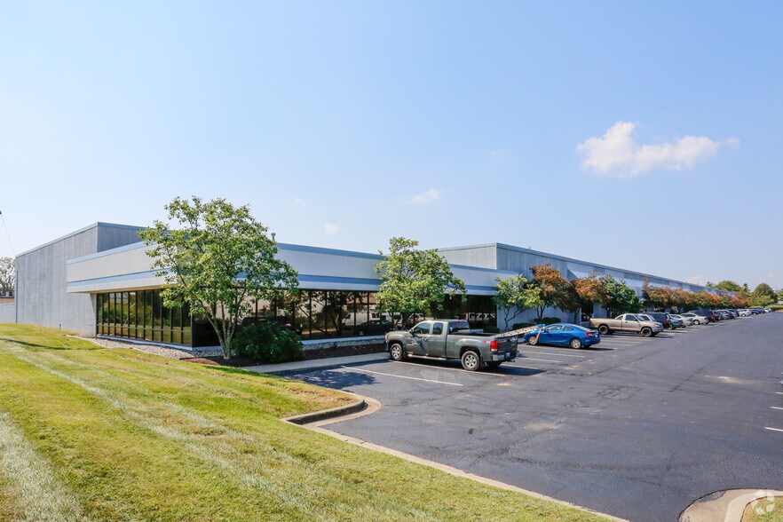 Primary Photo Of 5549-5585 Spellmire Dr, Cincinnati Warehouse For Lease