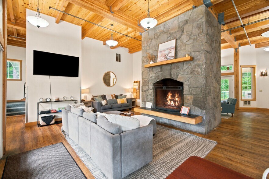 More Photos Of 93732 US-26, Government Camp Lodge Meeting Hall For Sale
