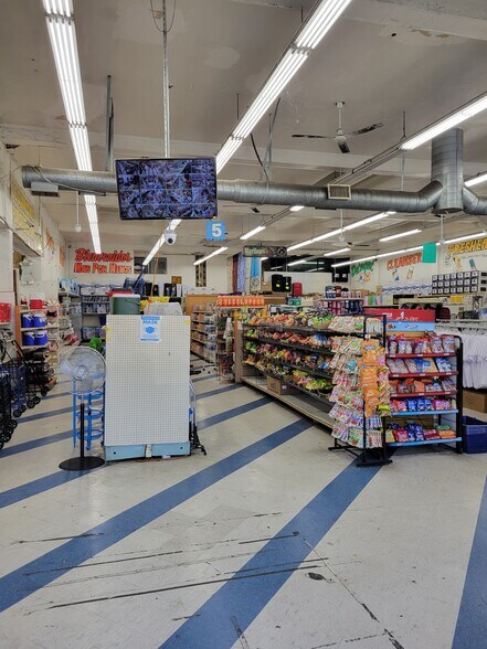 More Photos Of 701 Alvarado St, Los Angeles Storefront For Lease