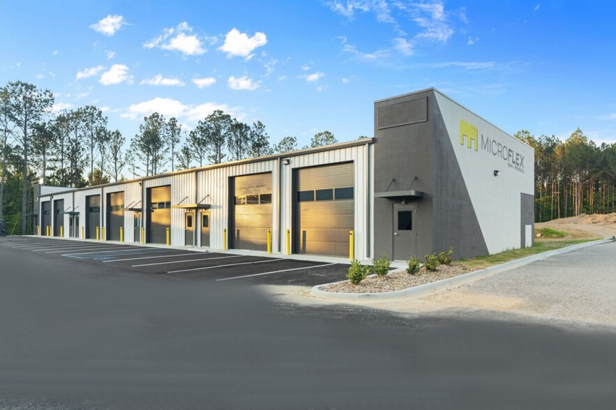 Primary Photo Of 3890 Douglas Way, Hoover Industrial For Lease