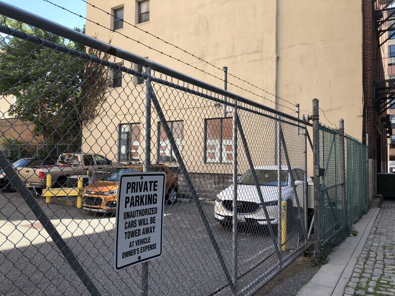 More Photos Of 225 Arch St, Philadelphia Office Residential For Lease